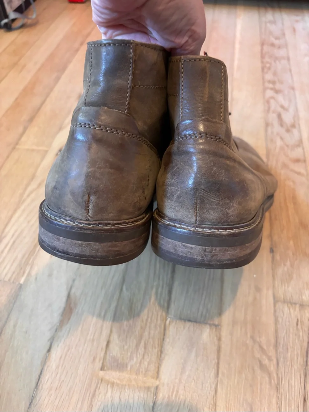 Loake Gilchin Brown Distressed Leather Chukka Boots Men’s EU 45 US 11-11.5
